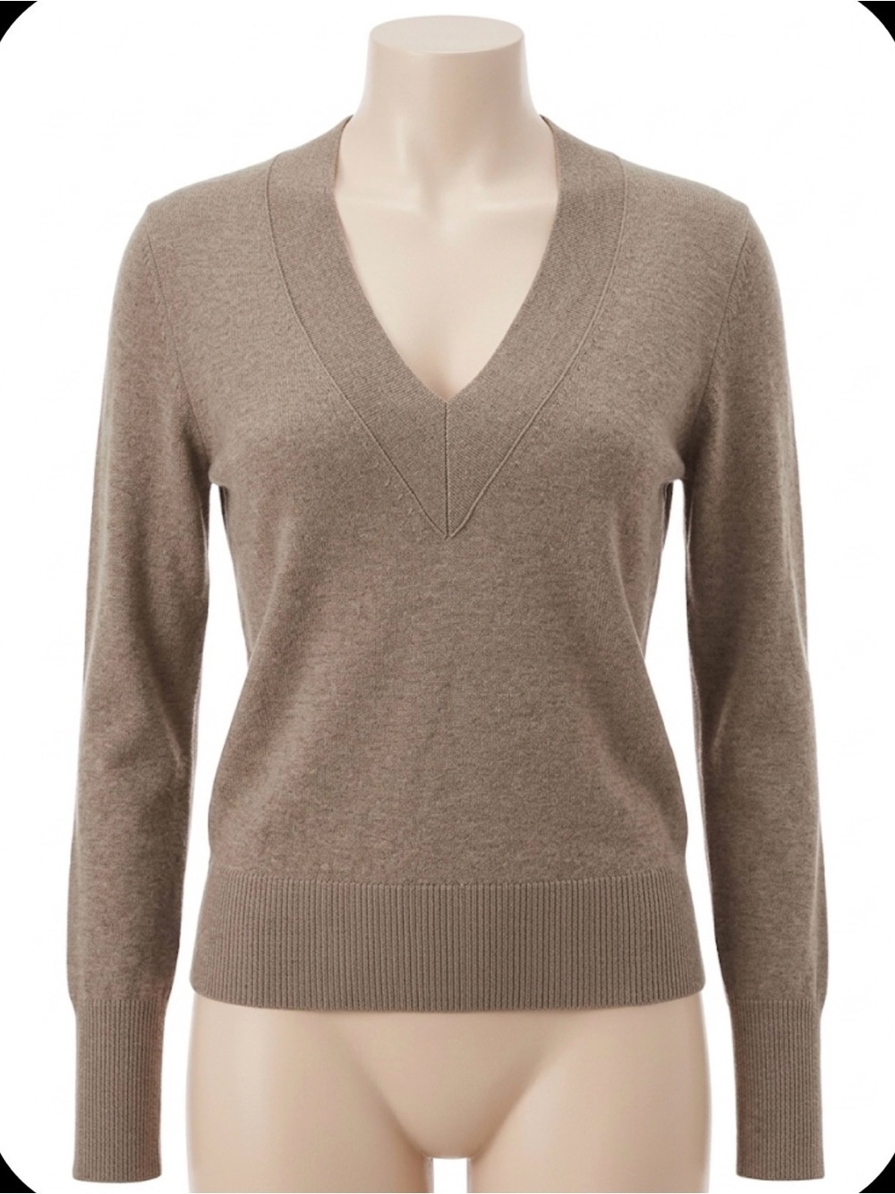 Banana Republic Women's V-Neck Sweater in Taupe